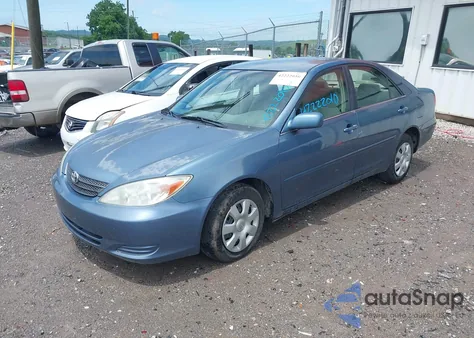 2003 Toyota Camry Le z USA, uszkodzony, nr VIN 4T1BE32K73U677632